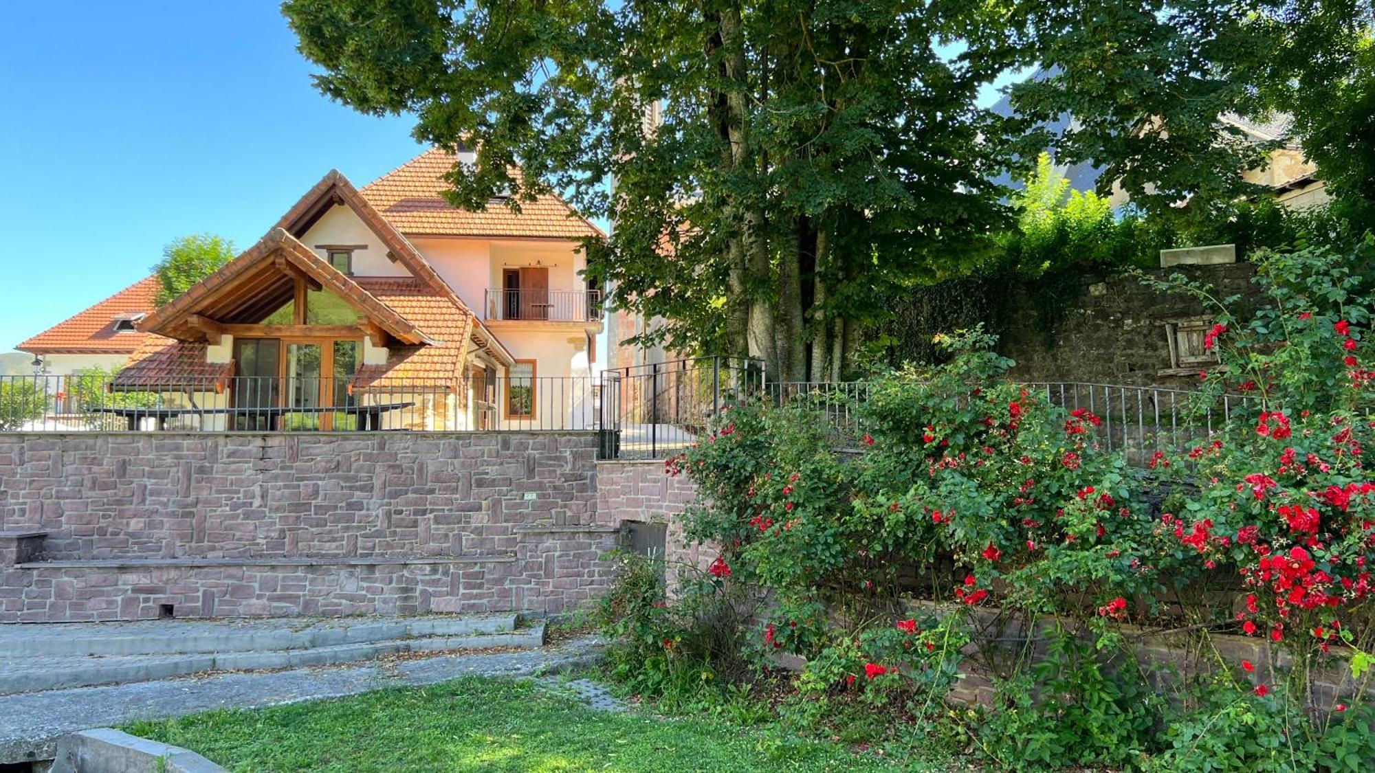 Casa Rural Roncesvalles Espinal-Auzperri Exteriör bild